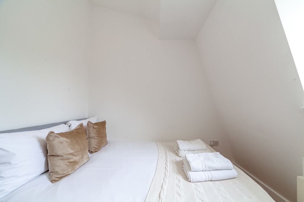 Luxury Chelsea Apartment