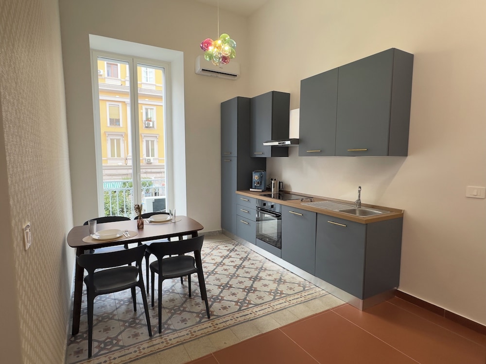Mimì Neapolitan Stay — Naples photo 2
