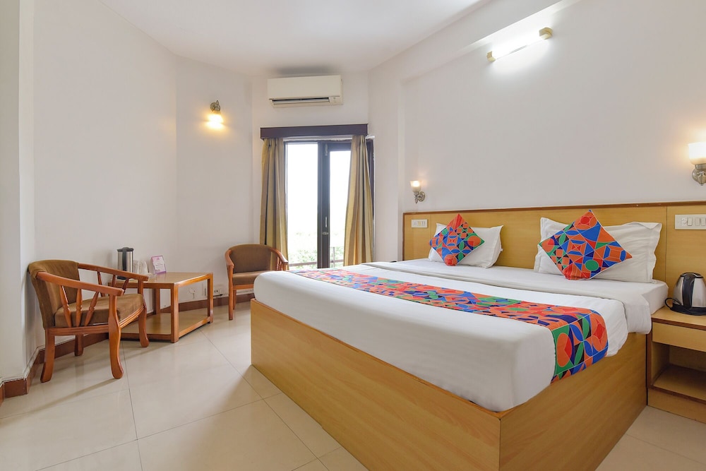 Fabhotel Shikha