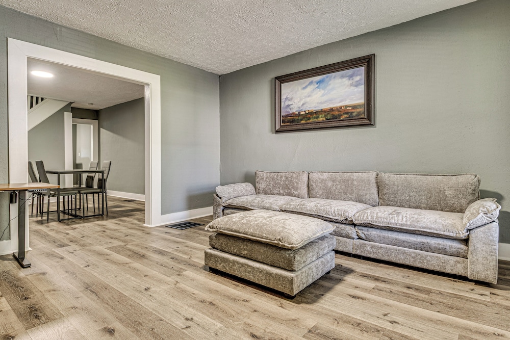 2 Mi to Mass Ave: Convenient Townhome w/ Yard!