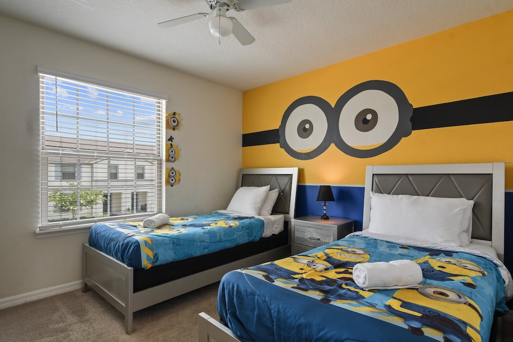 5-br Townhouse With Pool, Games, Disney