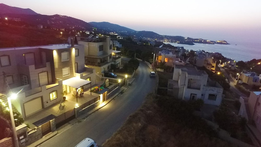Marie Nicol Apartments 2