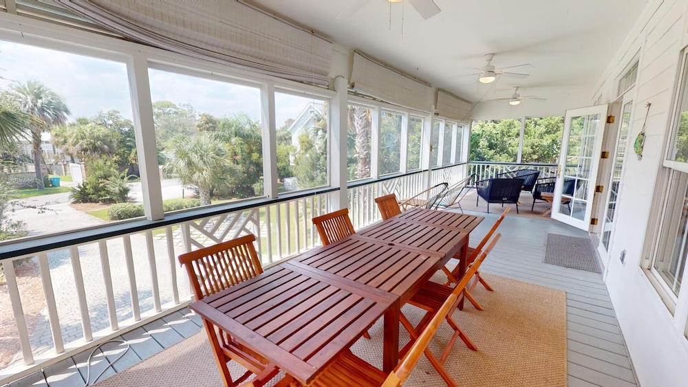 Miss Us Howl by Tybee Vacation Rentals