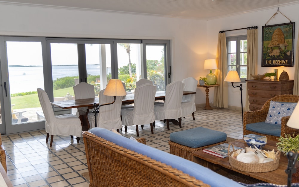 Beehive Harbour Island. Luxury Dream World On The Bay. Private D 5 Bedroom Home