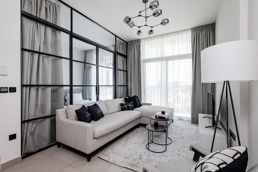 Deluxe 2BR Apartments at Socio