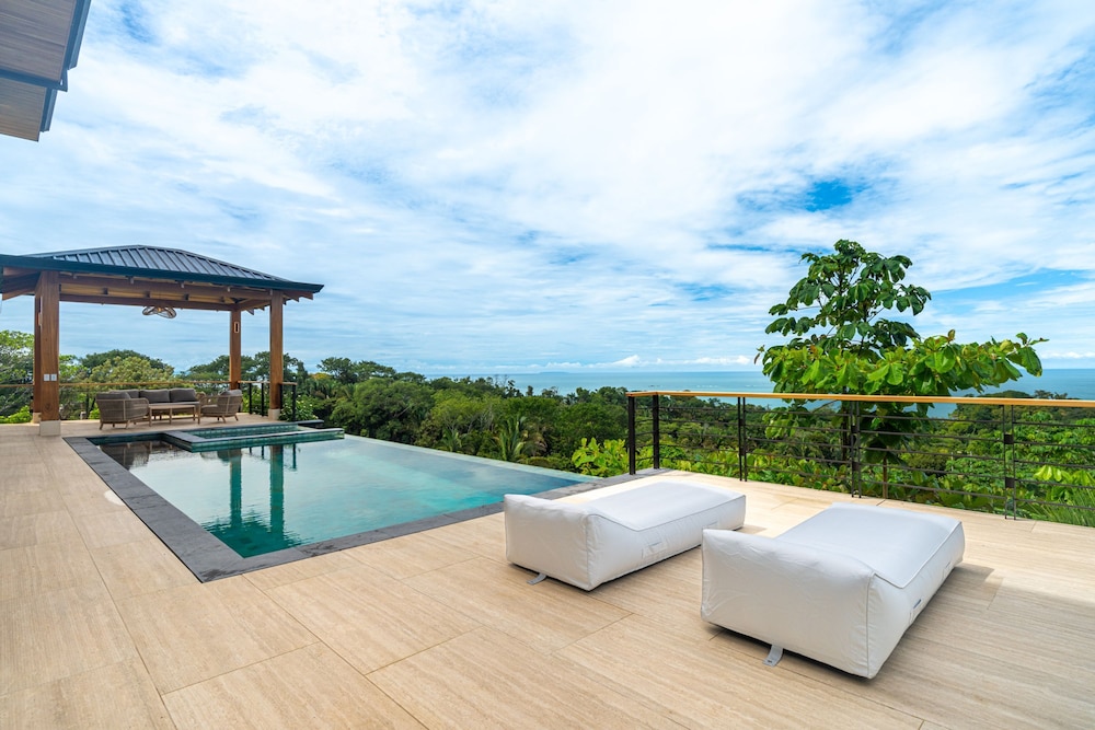 Villa del Cielo Oceanview Villa Near Uvita Beaches