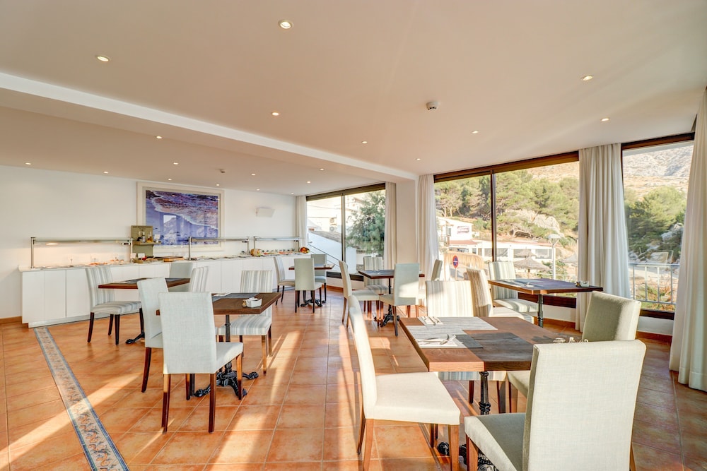 Pollensa Vacations - Hoposa Hotel Niu - Property Image 2