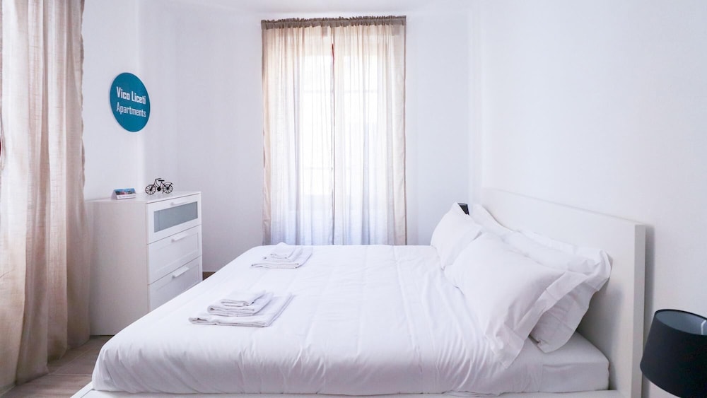 Liceti 5 B en Rapallo — hotel room
