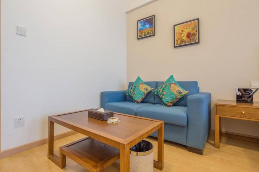 Liwu Apartment-Green Land Plaza Branch view 3