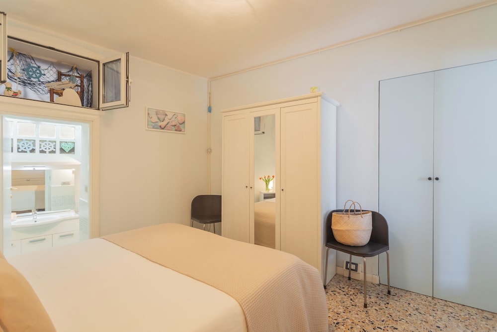 Il Timone by Rent all Como