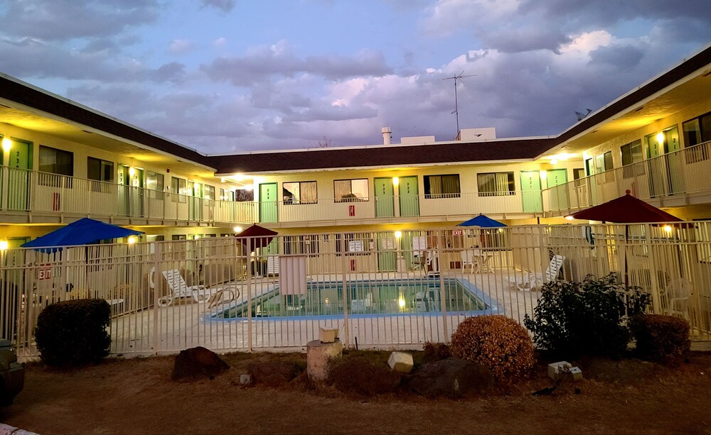 Motel 9 Las Cruces