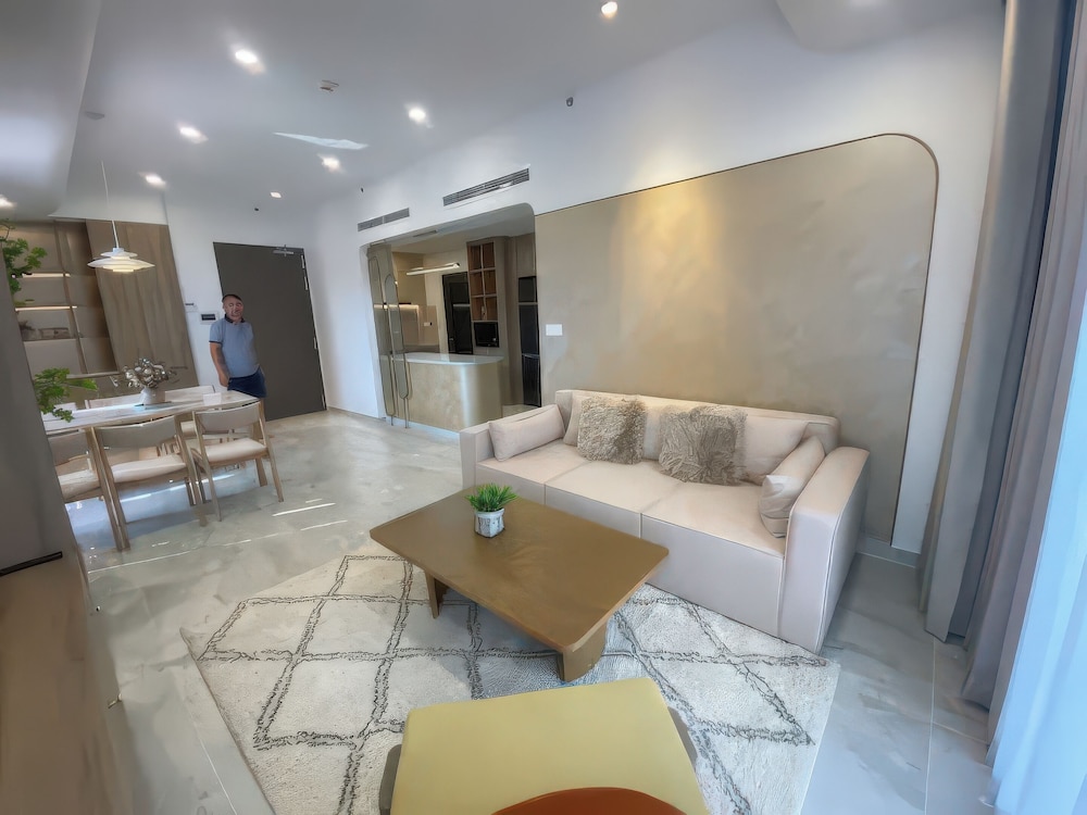 Genius Saigon - Luxury Apt walk to SECC