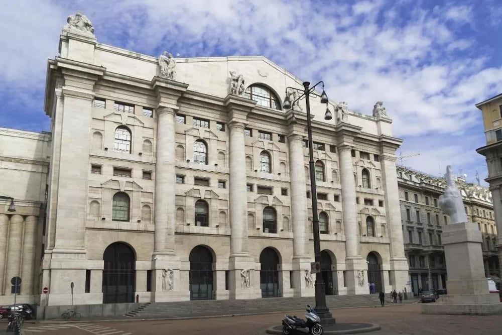 Luxury Pleasure in Milano With bbq e Netflix
