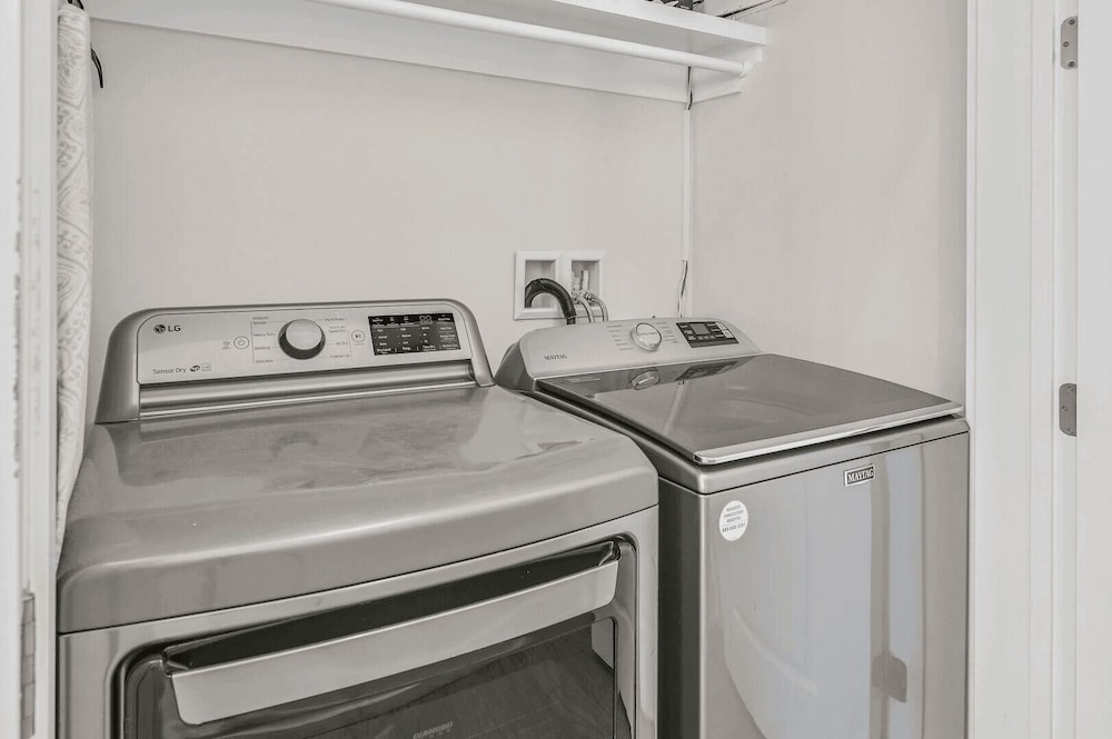 Nacho Beach House by Avantstay Inlet Beach Sleeps 10 + Pool
