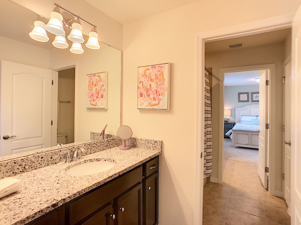 Bengal Getaway by Florida Spirit - Image 3