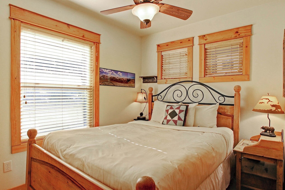 Estes Park Vacation Lodging
