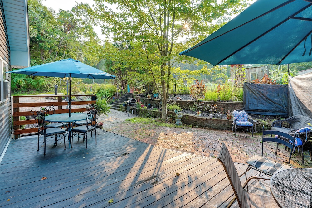 Otter Creek Rec Area On-site! Serene Family Home