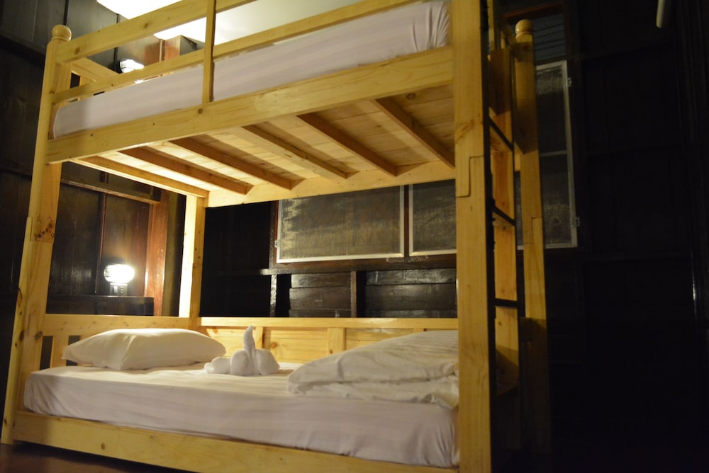 SamSibSan Hostel