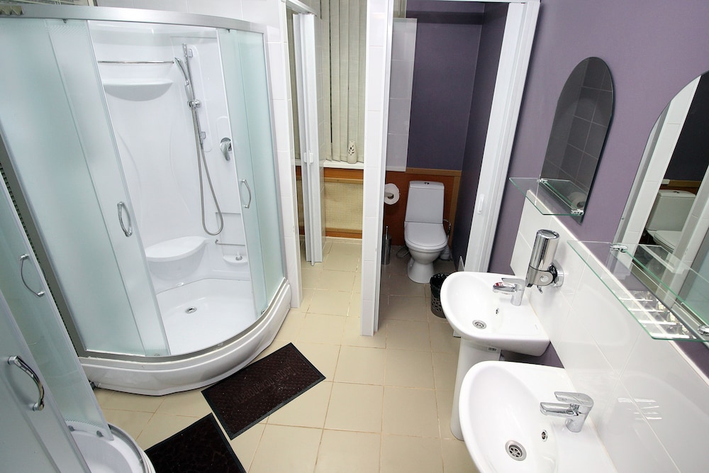 Homebox Capsule Hotel