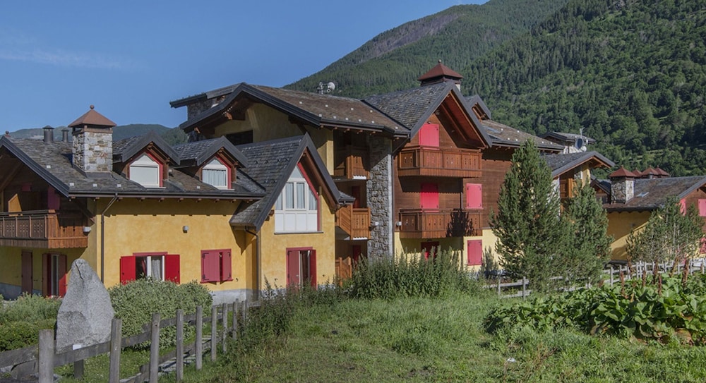 Charme Mountain Maison view 3