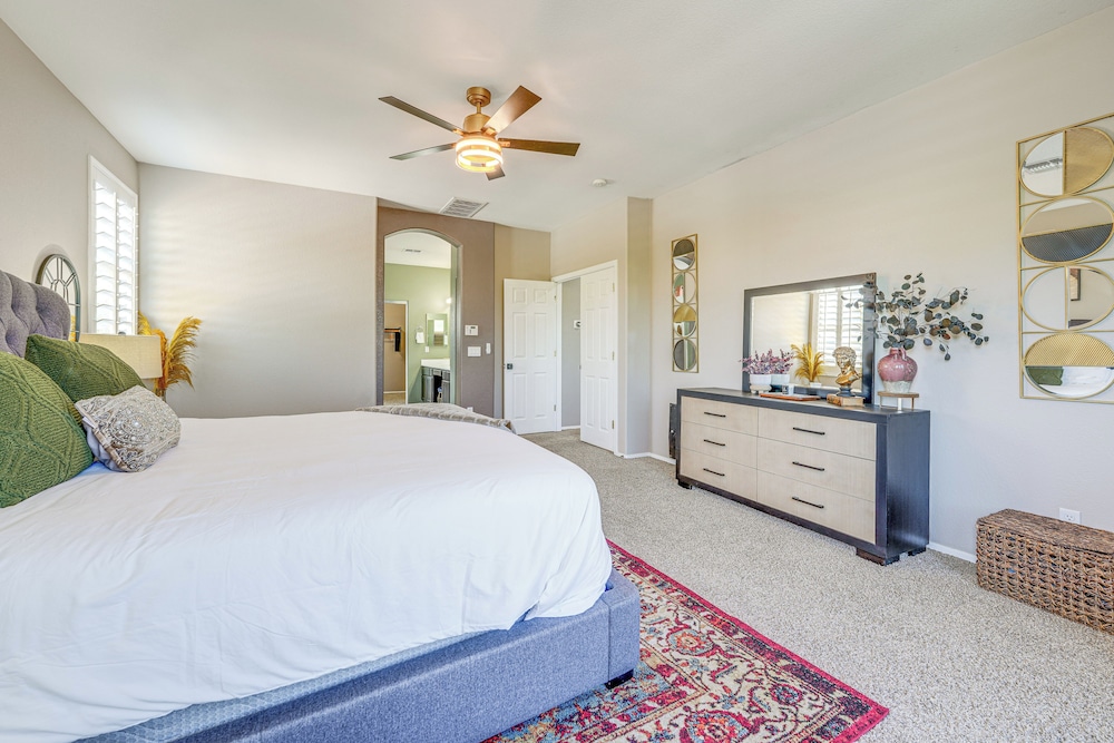 Family-friendly Retreat w/ Pool - Near Westgate!