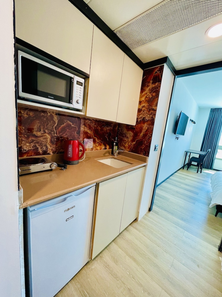 Carmel Holiday Apartments