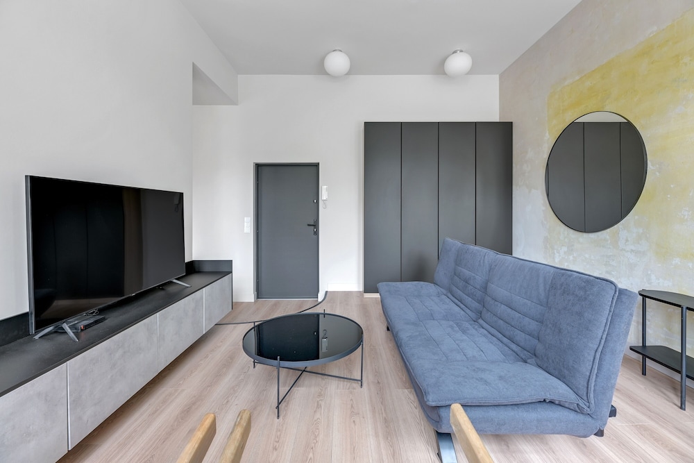 Grand Apartments