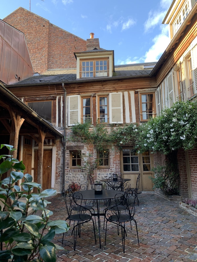L'école des Demoiselles photo 5