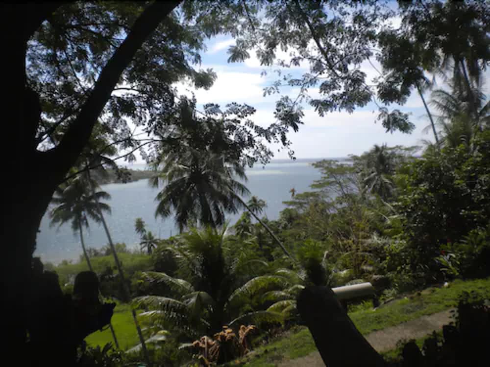 Fare Oviri Lodge