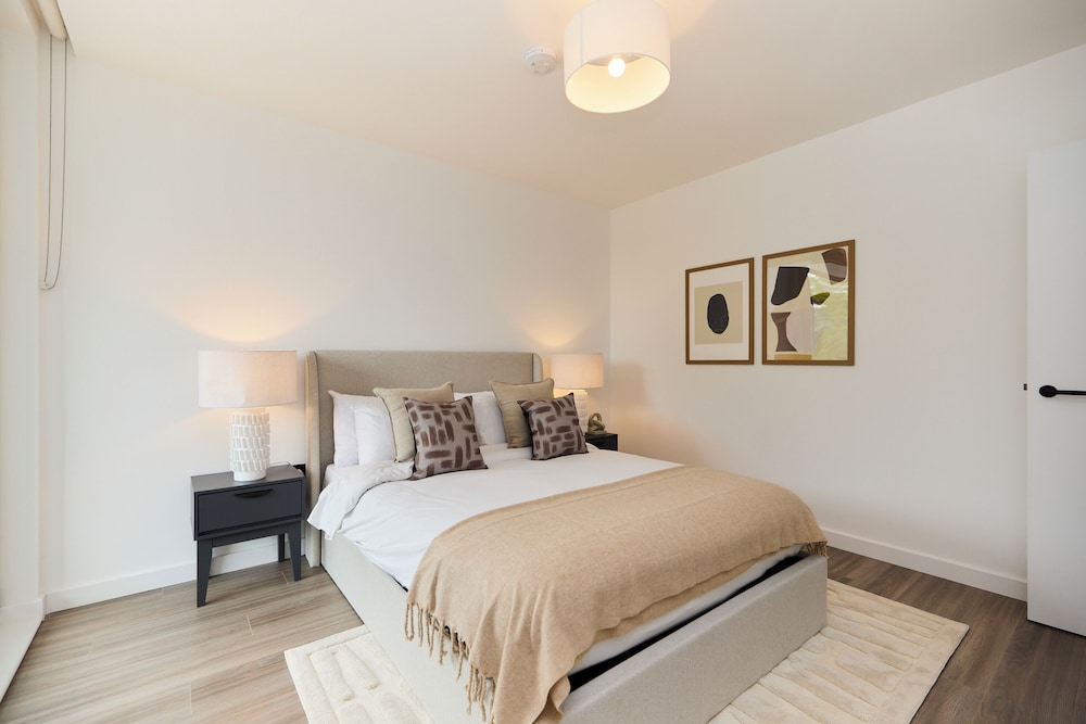 The Tottenham Escape - Lovely 2bdr Flat With Balcony