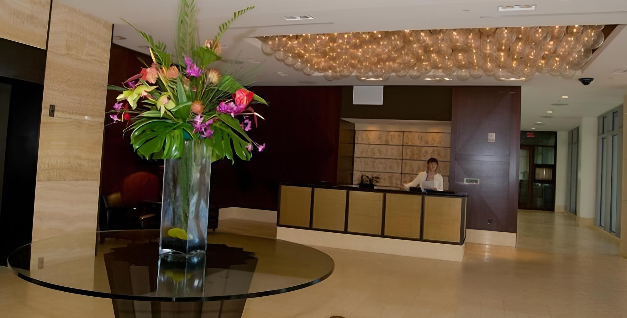 Jet Luxury @ The Trump Waikiki