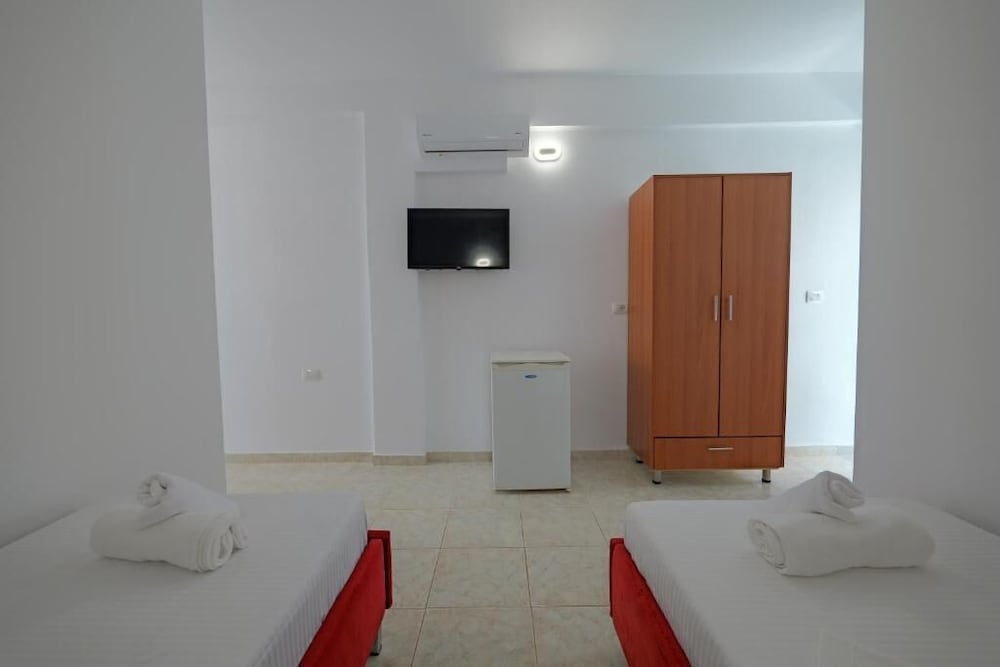 Vila Xhovani