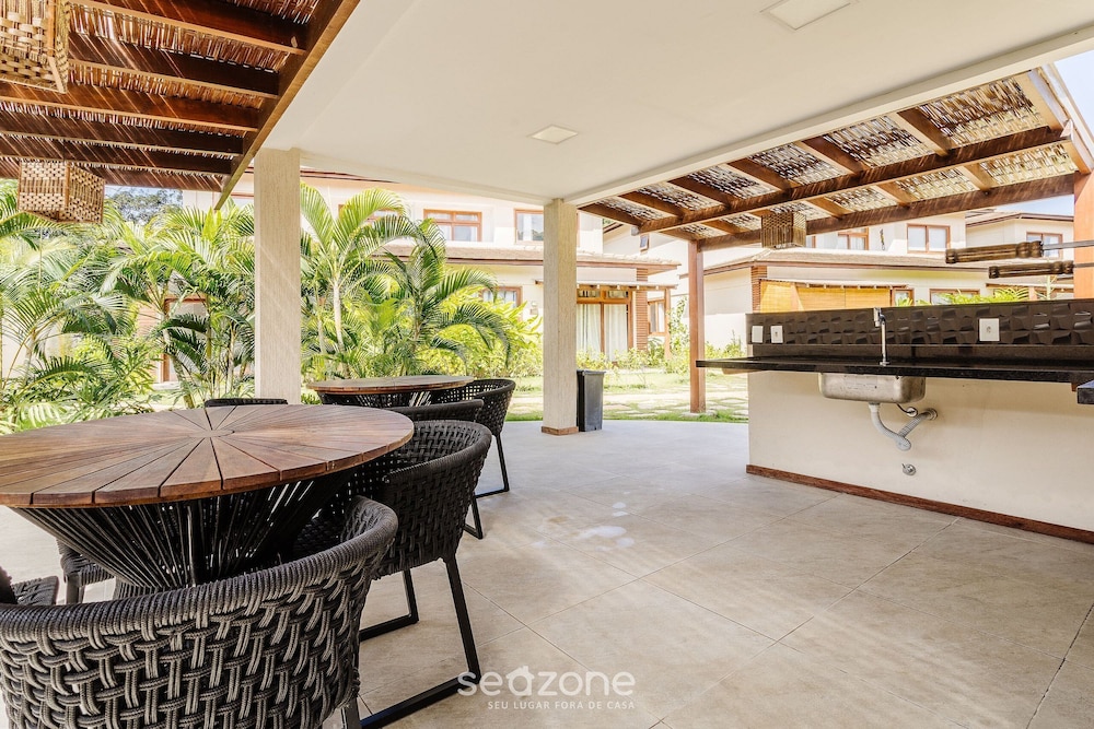 House With Barbecue in the Condominium Cvb0144