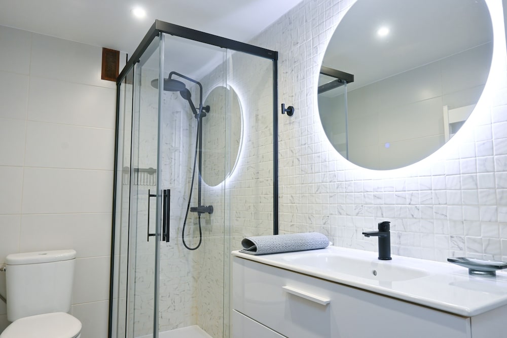 M Eca103 Acogedora Vivienda de 2 Dormitorios en C