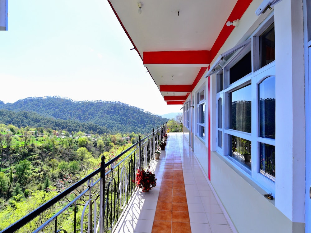 OYO 35518 Hotel Trekkers Nest view 5