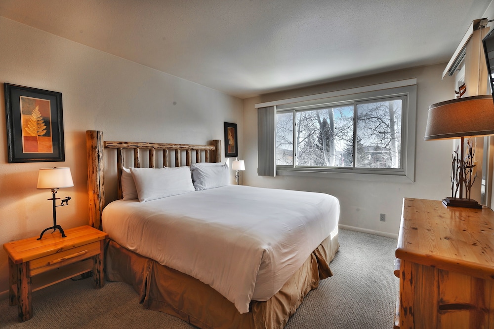 Park City Ski Resort - Snow Flower Vacation Homes