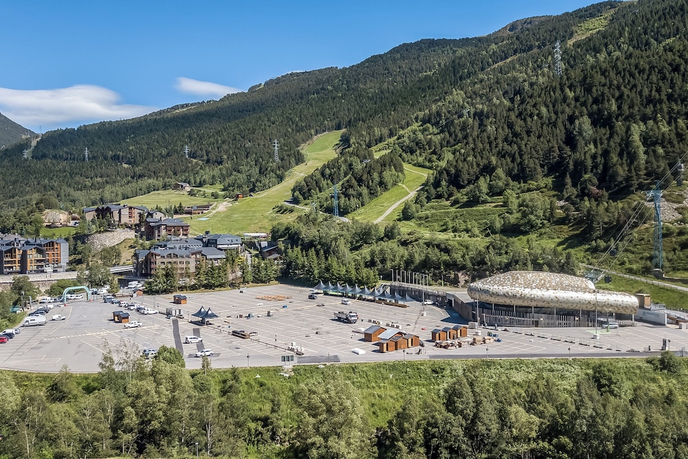 Andorra Ski-in Ski-out Tarter Studio