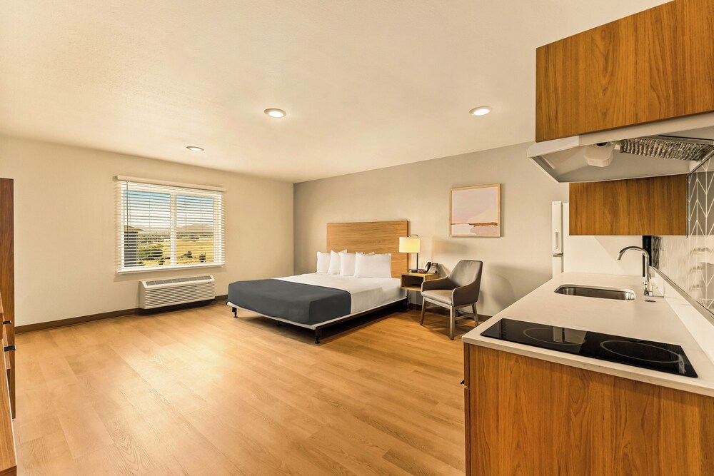 LivAway Suites Salt Lake City-Draper