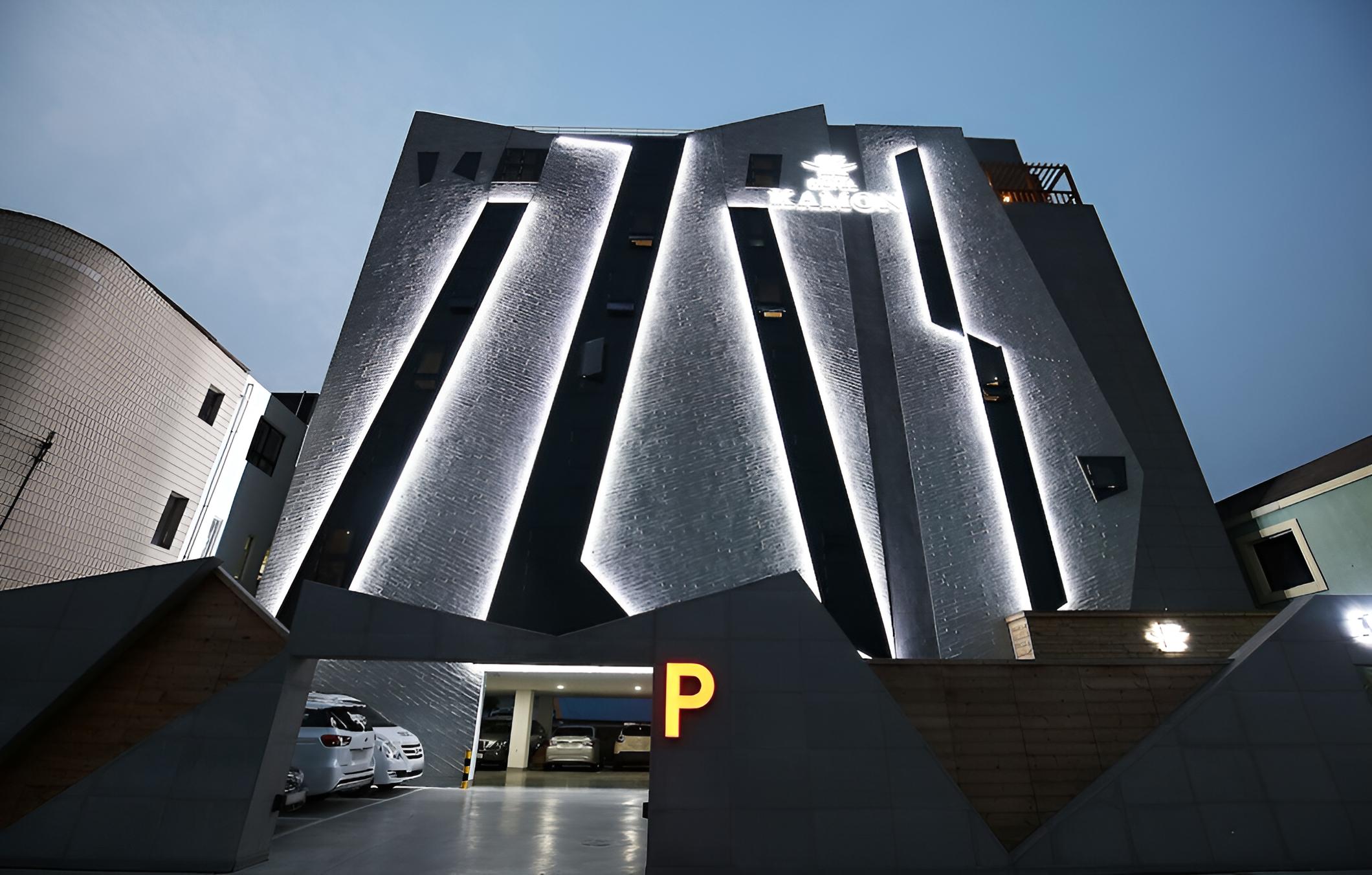 Seocheon Hotel Kamon