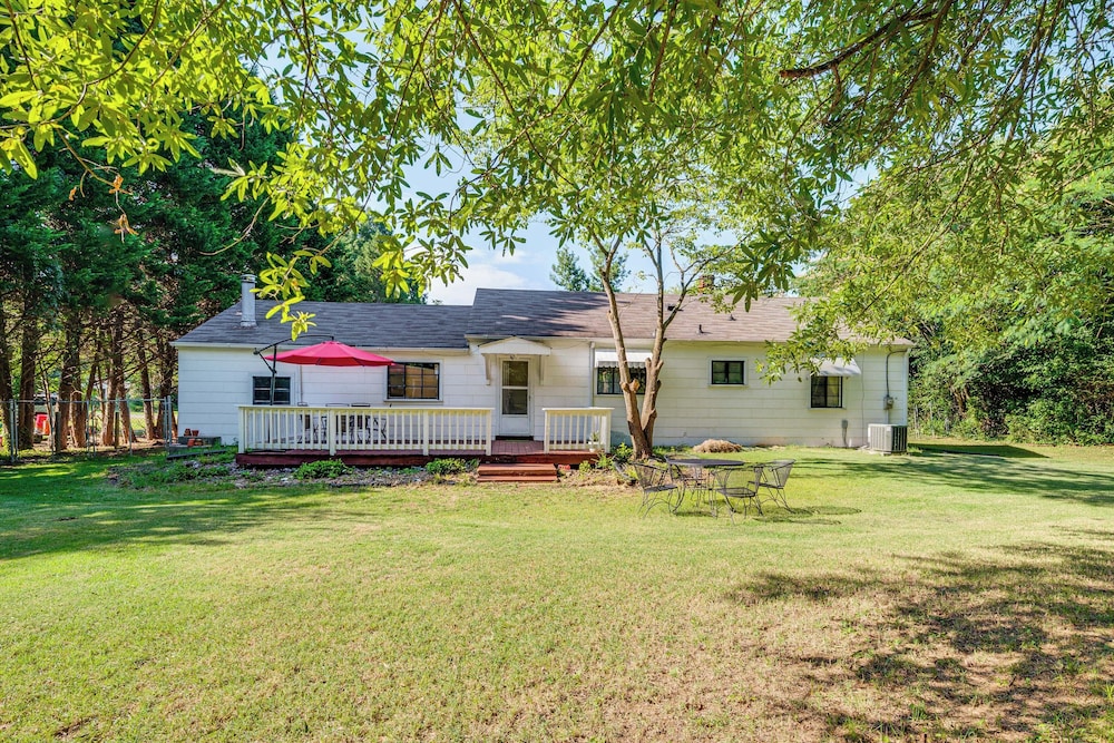 Winston-salem Home on 2 Acres - Spacious Deck!