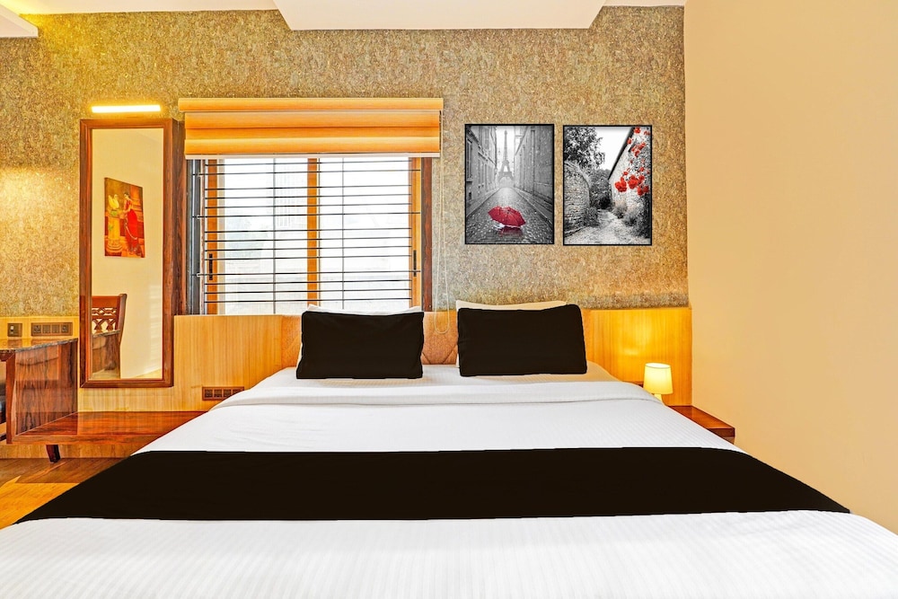 Super Townhouse Indiranagar