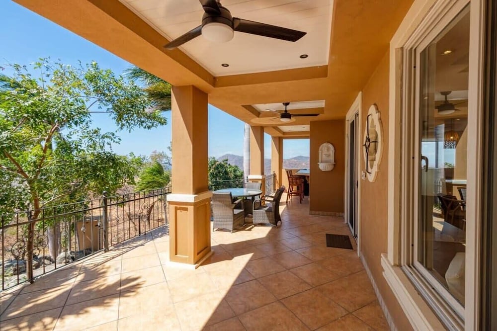 Stunning Mountaintop Property with Stylish Main Home, Private Guesthouse & Infinity Pool