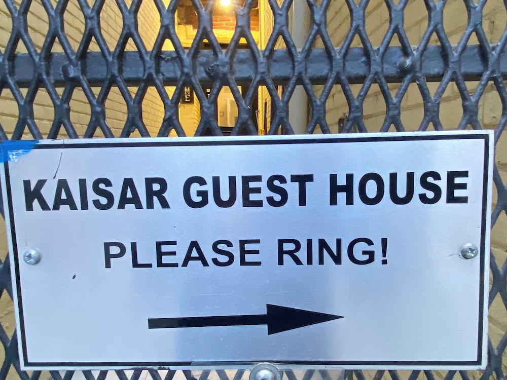 Kaisar Guest House