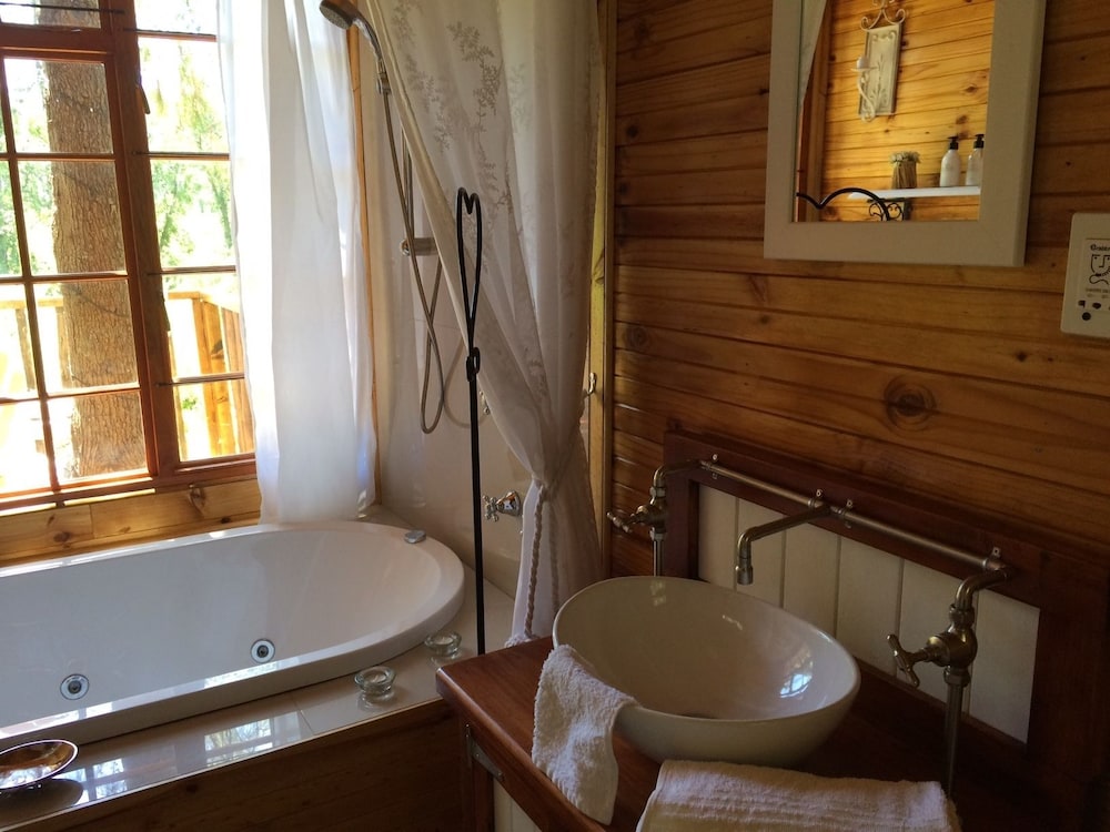 Vindoux Guest Farm and Day Spa