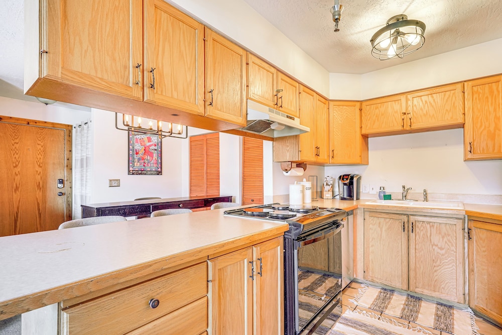 Walk to Old Town Park City: Unit w/ Shared Hot Tub