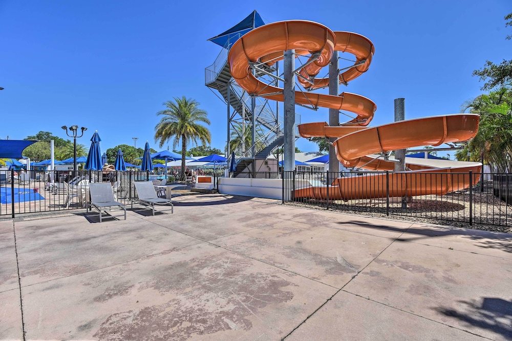 Sarasota Home w/ Full Resort Amenity Access!