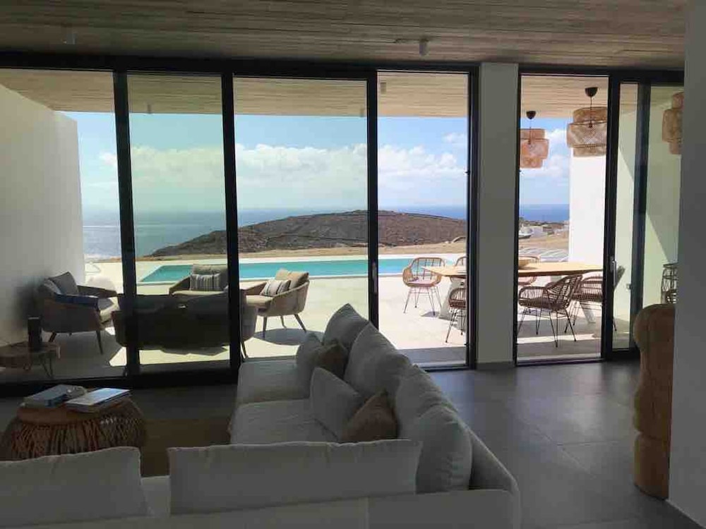 Magic Cave Villa in Tinos