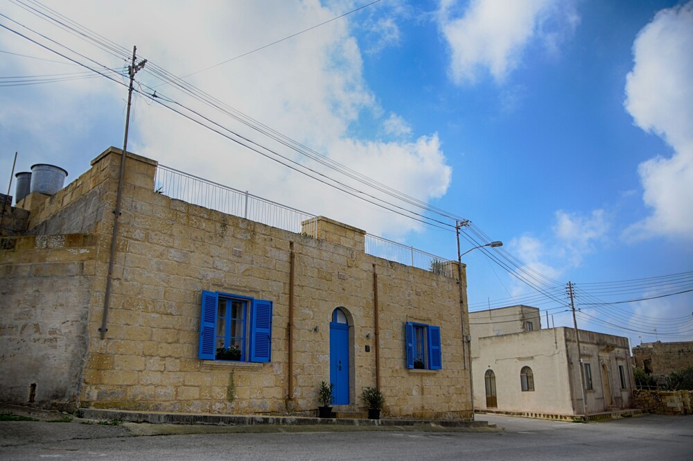 Photo 20