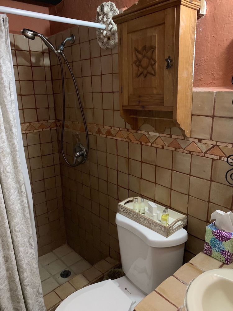 The Gallery Inn - Property Image 18