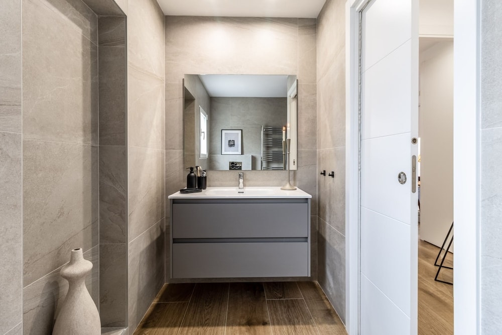 Formia - 2 Bedrooms in Azca